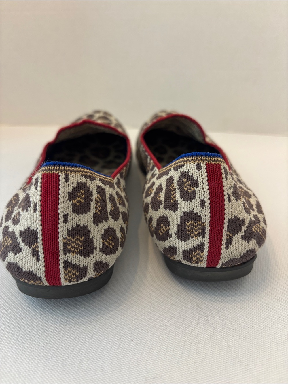 Rothy’s Women’s Leopard Print Slip-On Flats with Red Trim. Size 10.5 - Picture 4 of 6